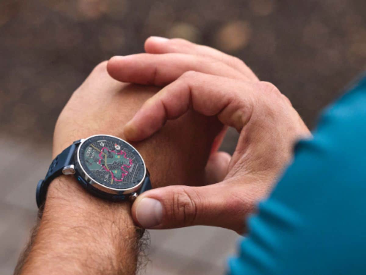 Amazfit Active 3 Premium update adds sharper topo maps and smarter route alerts for outdoor workouts