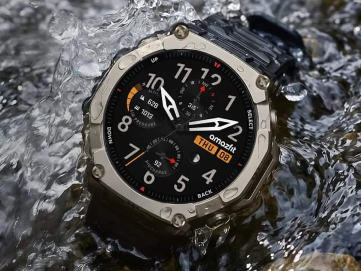 Amazfit T-Rex Ultra 2 update adds Battery Manager flashlight tracking and rowing machine support