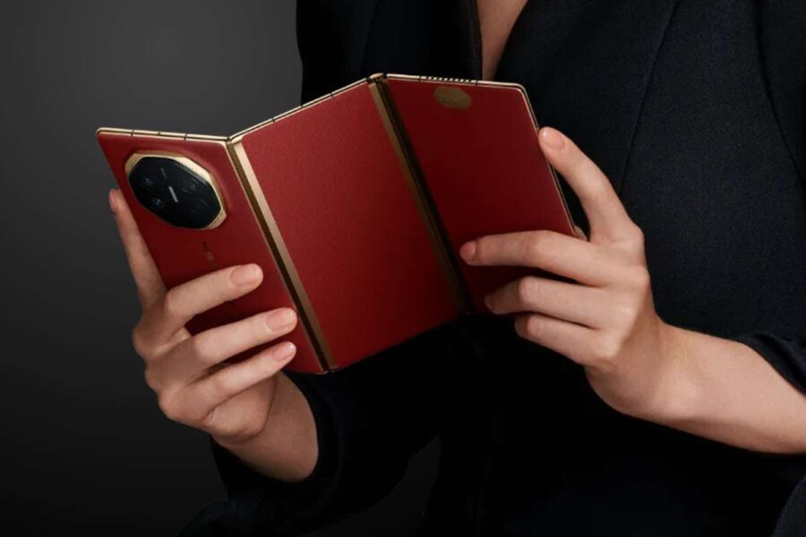 Huawei Mate XT2 leak hints at October launch: a tougher tri-fold hinge and bigger 6 000 mAh battery