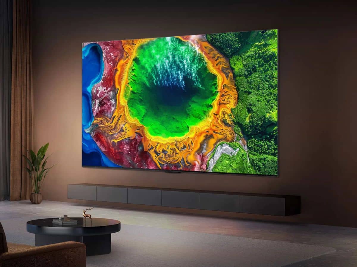 TCL RM7L RGB Mini-LED lands in the UK: an entry-level 4K Google TV with 288 Hz gaming mode