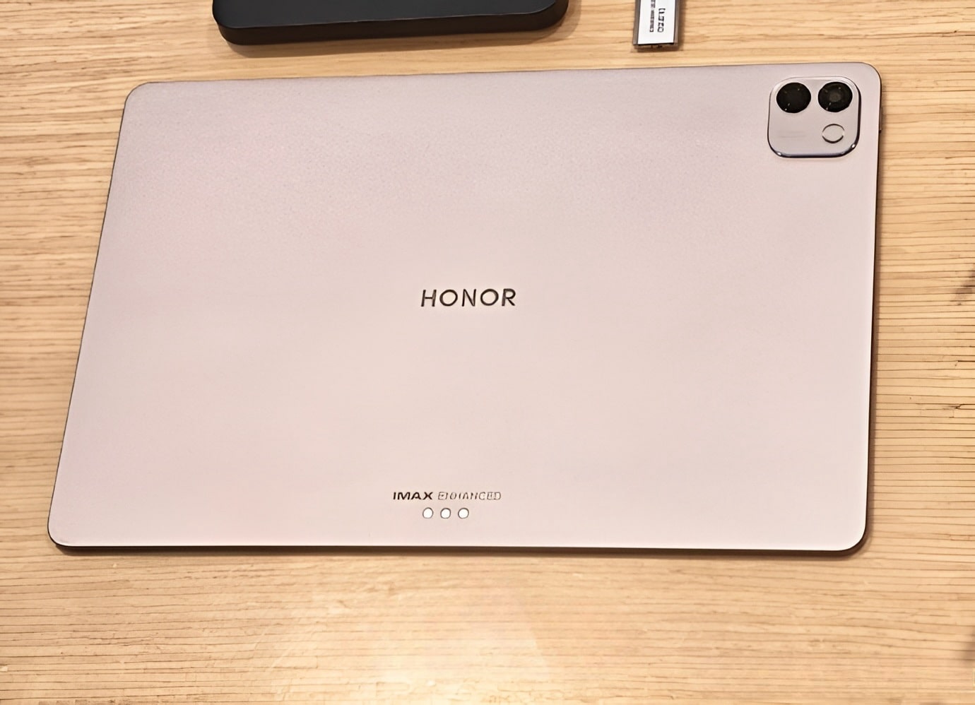 Honor teases OLED MagicPad 3 Pro refresh: A 12.3-inch tablet that could undercut the iPad Pro on thinness