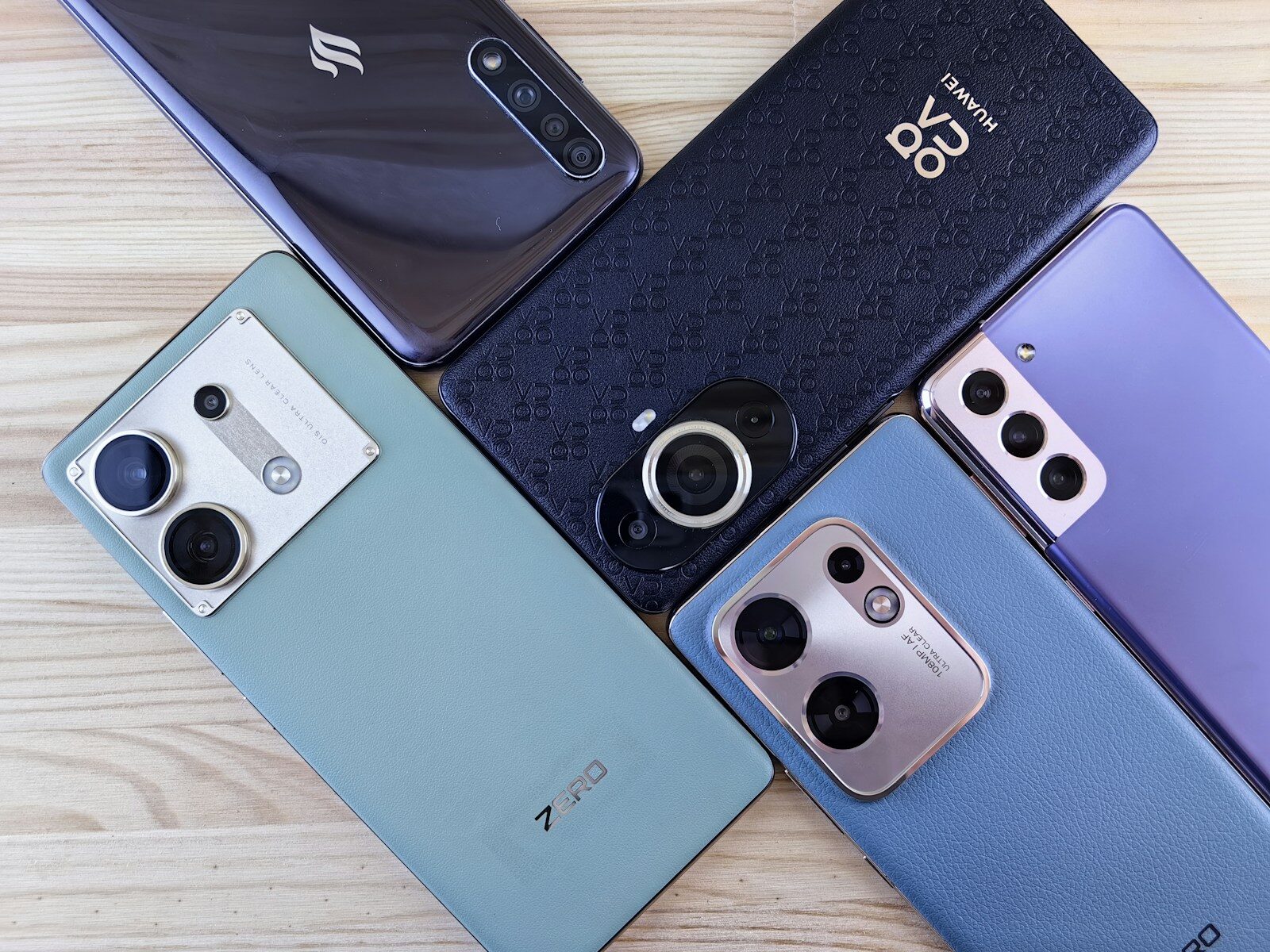 India Smartphone Manufacturing Rises in 2025 as Export Boom Grows, but New Risks Loom