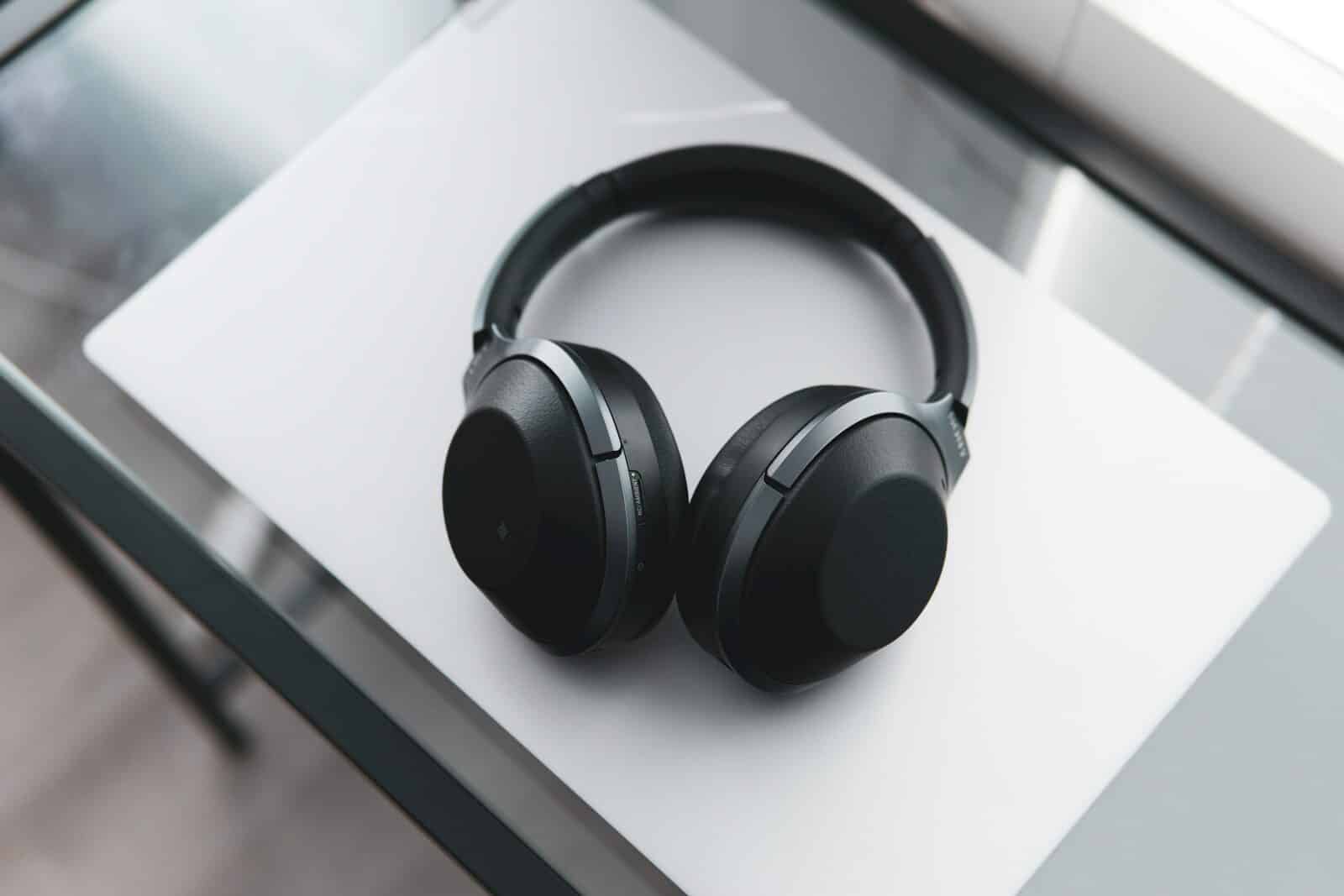 Choosing Headphones in 2026: A Practical Guide to What Really Matters