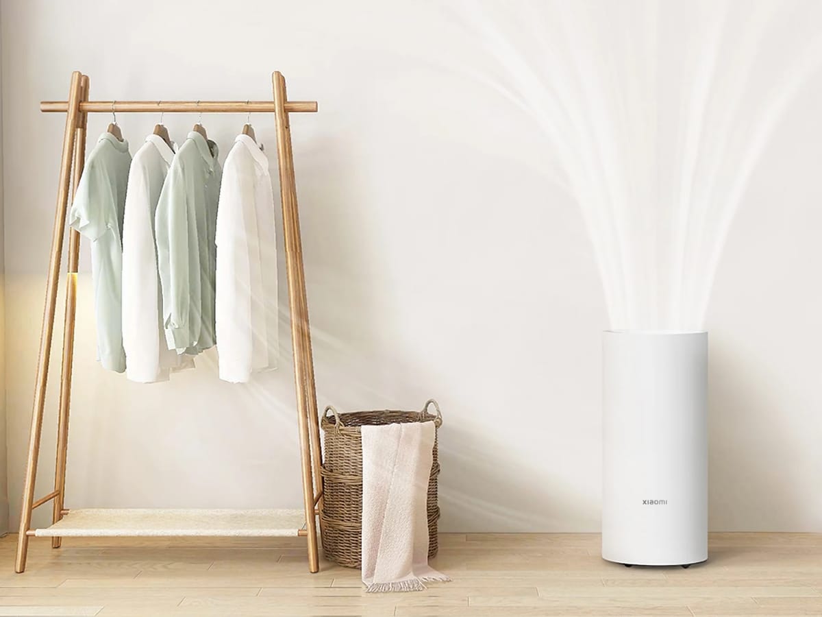 Xiaomi Smart Dehumidifier goes global: 22 L daily capacity and voice control hint at an affordable rival to premium models