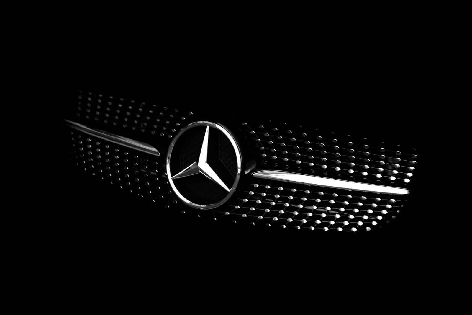 Mercedes Electric C-Class targets 762 km range: what the new C 400 4MATIC reveals about the brand’s next EV push?