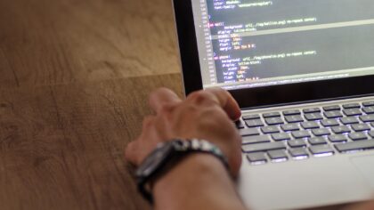 Beginner mistakes people make with AI text generators and how to avoid them