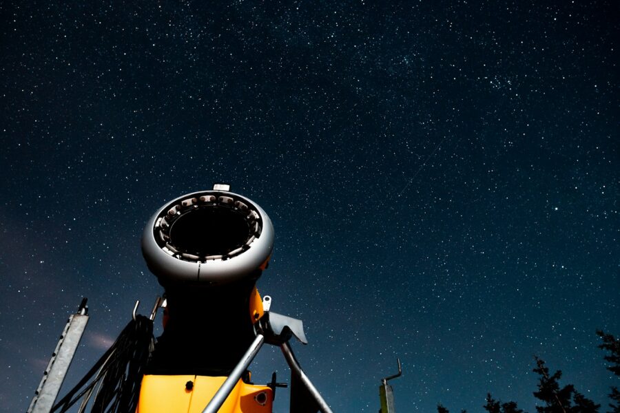 Large telescope laser