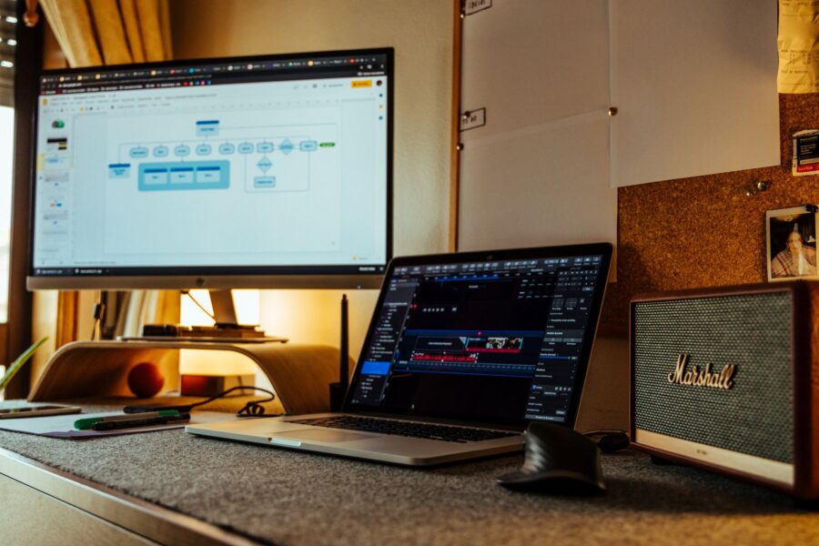 Laptop screen workflow