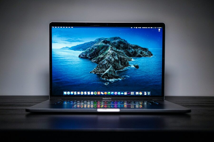 Laptop screen web