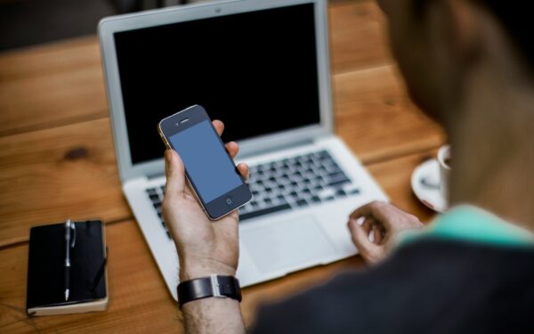 How AI translation tools are getting better and how to use them safely