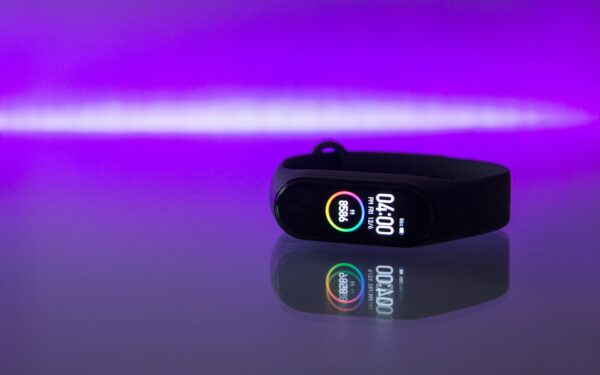 How heart rate tracking on wearables works and what its limits are