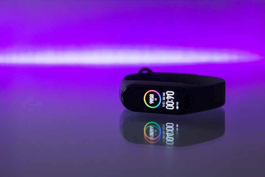 Wrist fitness tracker