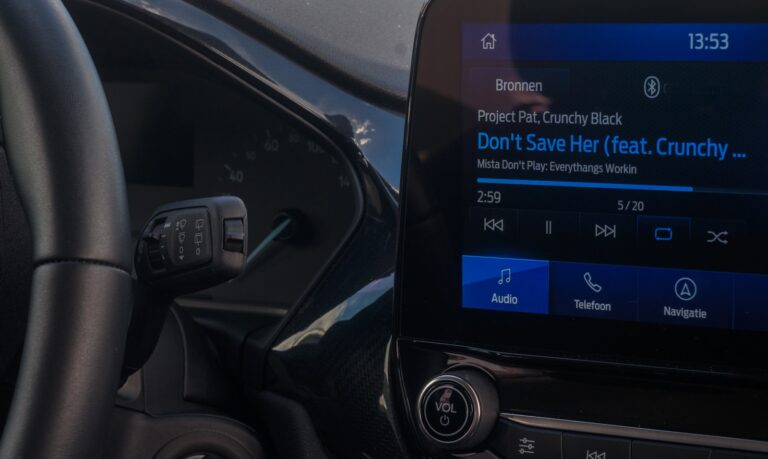 Plug-in hybrid dashboard