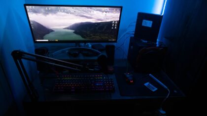 How to choose a gaming microphone that actually makes you sound better