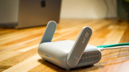 How to choose the right internet connection for smoother online gaming
