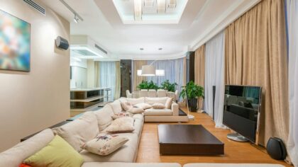 How to choose the right soundbar for your TV and room size