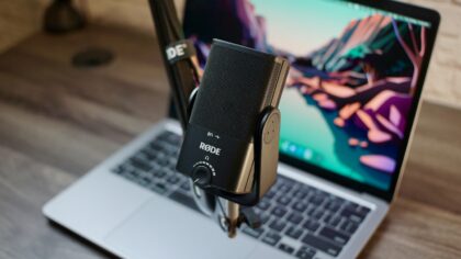 How to choose the right USB microphone for calls, streaming and podcasts