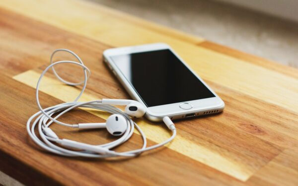 How to get better Bluetooth audio quality from your phone and wireless earbuds
