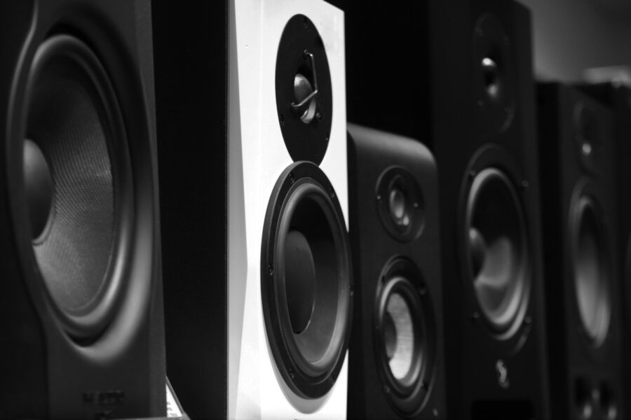 Sound system bookshelf