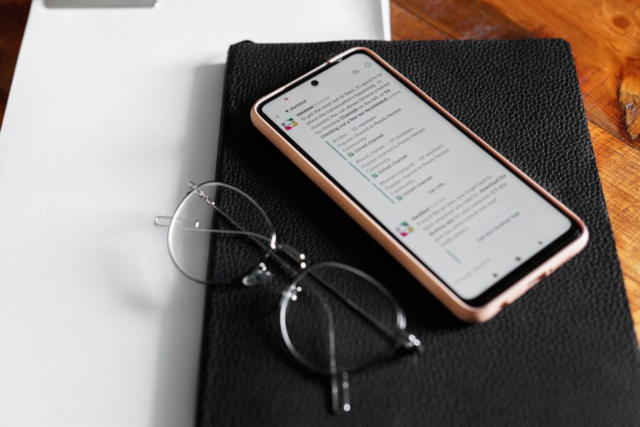 Smartphone messaging app