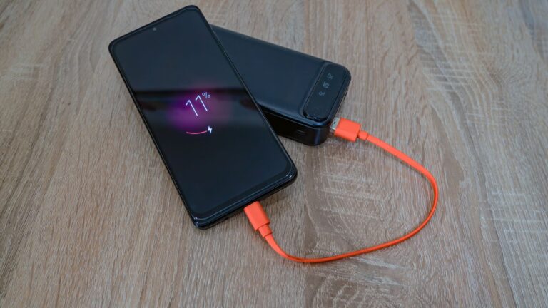 Power bank charging