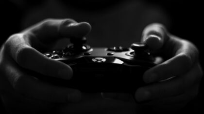 How to pick a gaming controller that fits your hands, platform and play style