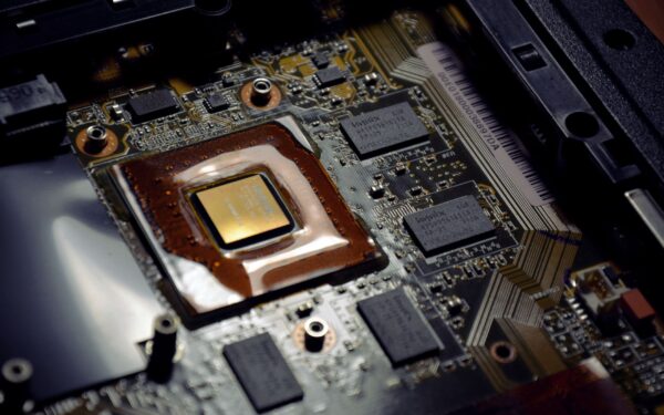How to pick a laptop processor in 2026: a simple guide for everyday users