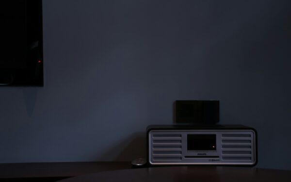 How to set up a projector at home for a bright, sharp and easy everyday setup