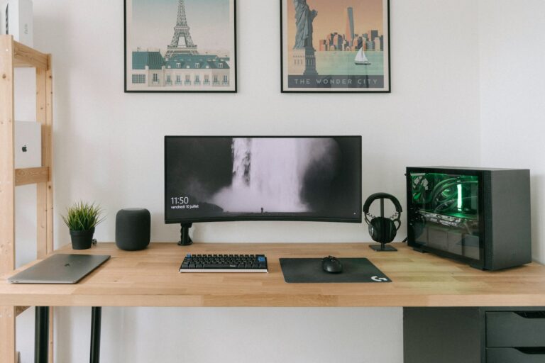 Desk subwoofer desk