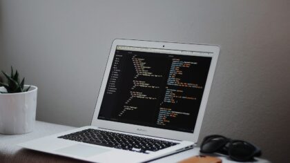 How to use open-source research tools to keep complex projects under control