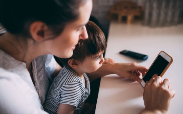 How to use parental controls on smartphones without making your child hate them