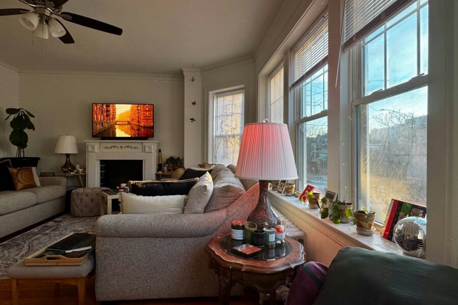Smart motorized window