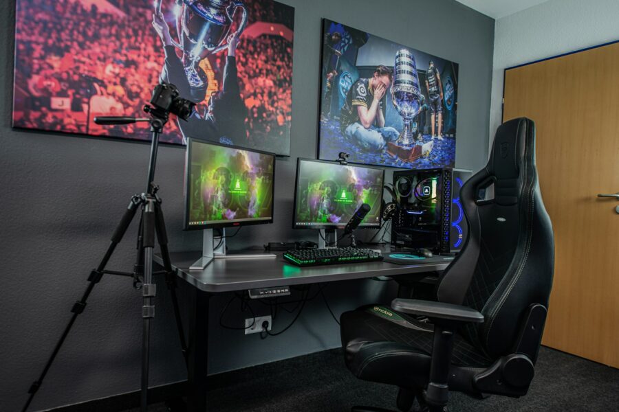 Gaming setup monitor