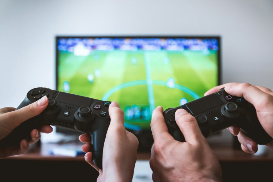 Gaming console controller