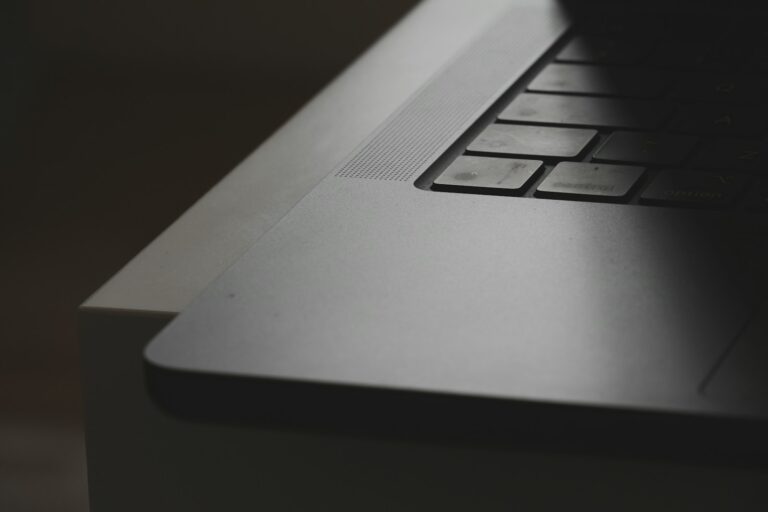 Dusty laptop air