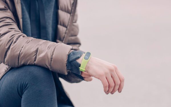 Smartwatch or fitness tracker: how to choose the right wearable for your lifestyle