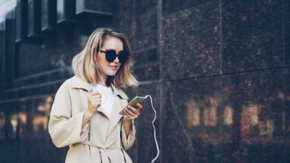 Transparency mode explained: how to stay aware without losing your music