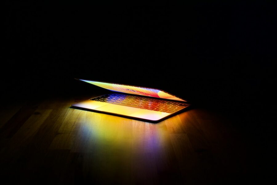 Laptop screen cybersecurity