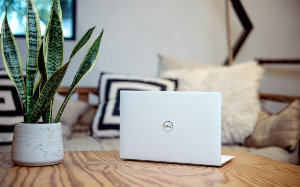 Everyday Wi‑Fi safety: how to use home and public networks without putting your data at risk