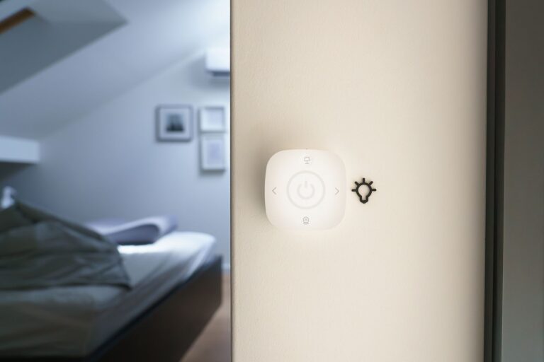 Zigbee door sensor