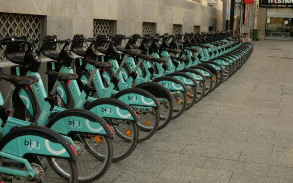 How electric bike sharing is reshaping short city trips