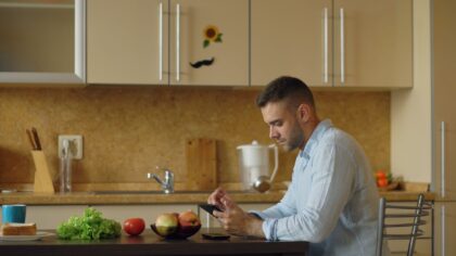 How family task apps can reduce mental load at home without creating more work