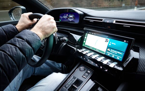 How hybrid car modes really differ and how to choose the right one on the move