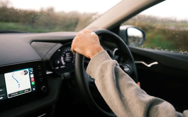 How lane-keeping assistance works and how to use it without losing focus