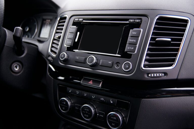 Car infotainment system