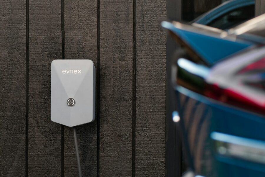 Plug hybrid car