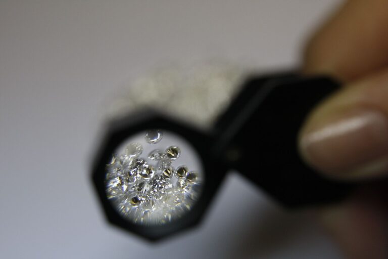 Diamond nitrogen vacancy