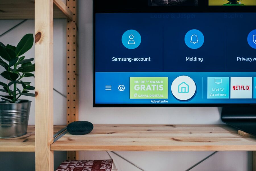 Smart speaker shelf