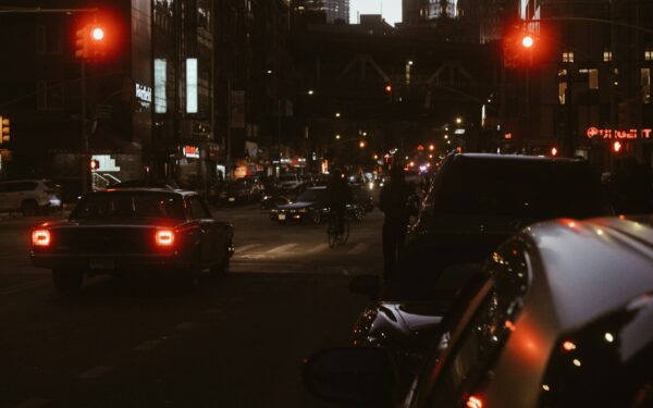 How smart traffic lights are quietly reshaping city mobility