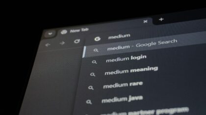 How to choose a distraction-light web browser setup that helps you focus